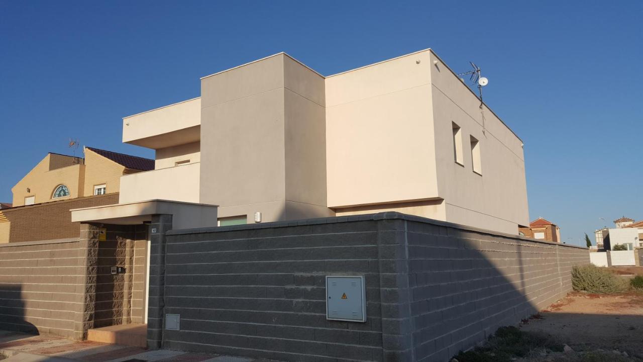 5 Bedrooms Private House 300M From Beach Roquetas de Mar Exteriör bild