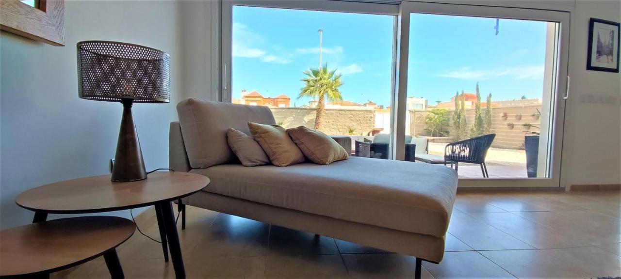 5 Bedrooms Private House 300M From Beach Roquetas de Mar Exteriör bild