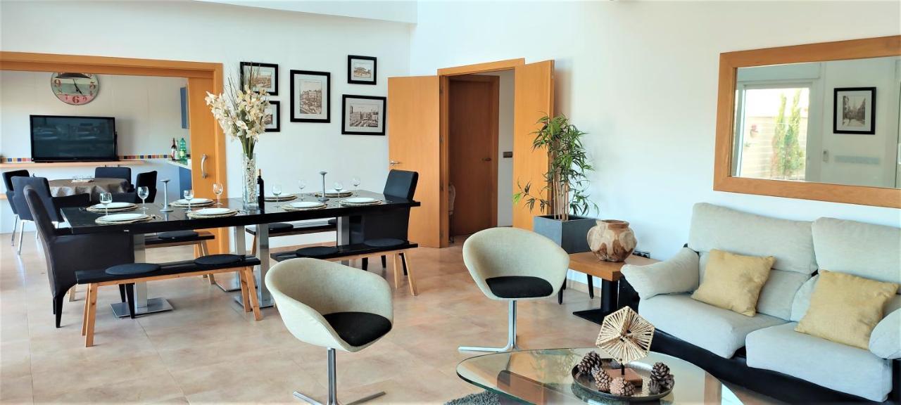 5 Bedrooms Private House 300M From Beach Roquetas de Mar Exteriör bild