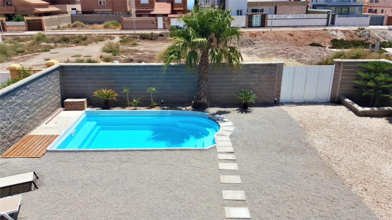 5 Bedrooms Private House 300M From Beach Roquetas de Mar Exteriör bild